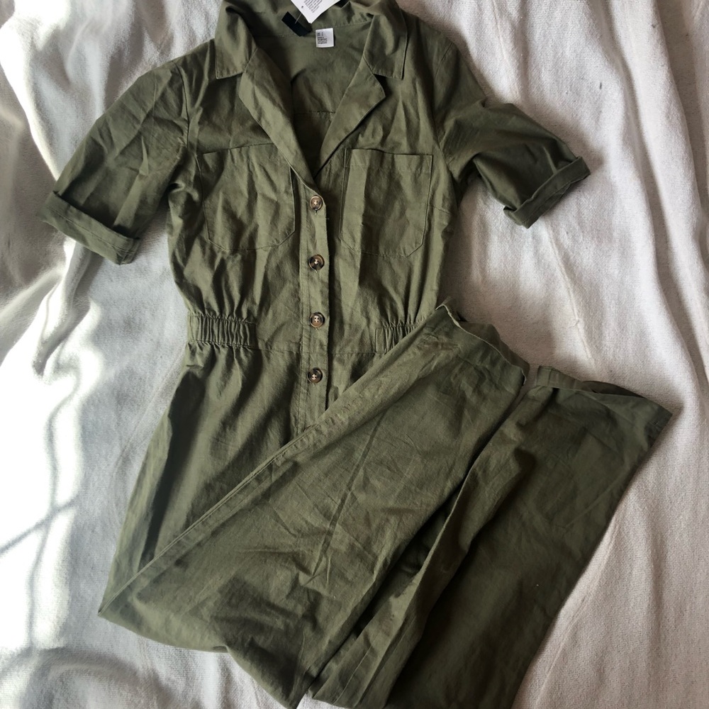 ON TREND: Utility jumpsuit